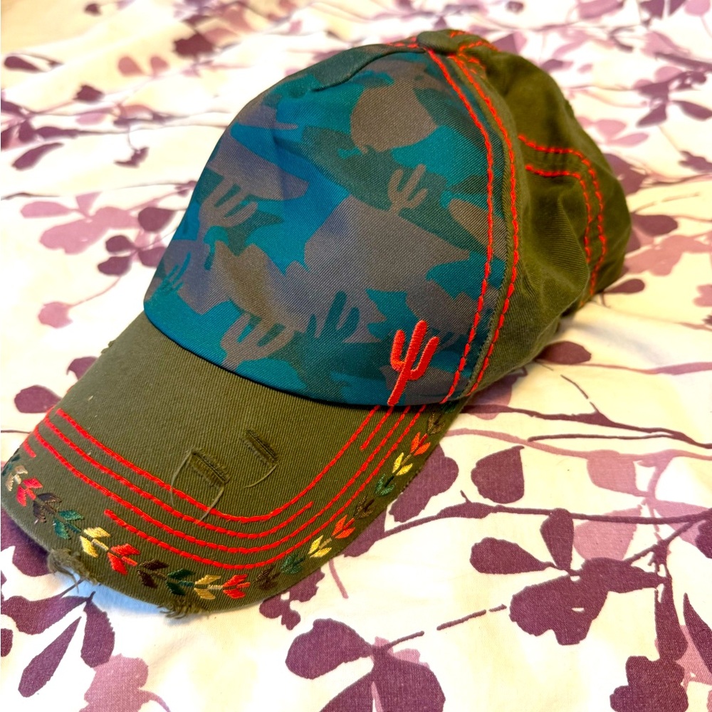 Catchfly Women's green camo with cactus  Baseball Cap